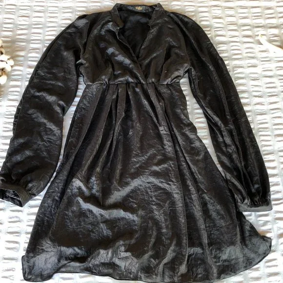 V-Neck A Line Long Sleeve Mini Dress | Color: Black | Size: M | Awoolison's Closet